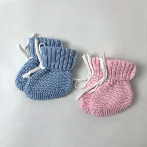 100% Cotton Knitted Infant Booties Casual Solid Crew High Newborn Baby Shoes for Autumn Winter Wear