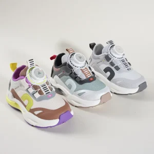 Adjustable Clasp Kids Sports Shoes Light Color Kids Sports Walking Shoes Girls Boys Breathable Kids Sports Shoes