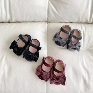 Autumn Newborn Baby Shoes Infant Non Slip Wear Resistant Soft Shoes Baby Girls Polka Dot Shoes