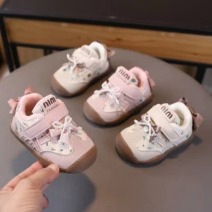 Autumn Winter Baby Girls Toddler Shoes 1 2 3 Year Old Children Soft Bottom Flat Princess Shoes PU Upper Four Seasons