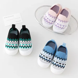 Baby Sneakers Soft Anti Slip Slip On Casual Shoes for 0 3 Years Knitted Booties Fair Isle Pattern Soft Sole Prewalker