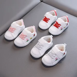 Boys’ Casual Sports Shoes Breathable and Soft Baby Shoes Suitable for All Seasons and Everyday Wear