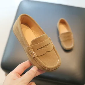 Boys Classic Spring Autumn Dress Shoes Soft Moccasins Flats for Toddlers and Kids Slip On Fashion Loafers in Flock Fabric