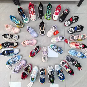 C2535 Factory Mixed Shoes Boys Girls Bales Used Sneaker Unisex Shoes Stock for Adult and Kids Sports Running Shoes