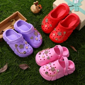 Children’s Clogs Shoes Girls’ Outdoor Non-slip Garden Slippers Boys’ Indoor Soft Beach Cartoon Shoes Closed Toe Hole Cute Sandal