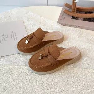 Children’s Shoes Summer New Fashion Closed toe Girls’ Metal Buckle Outdoor Slippers Baby Shoes TPR Outsole Solid Color
