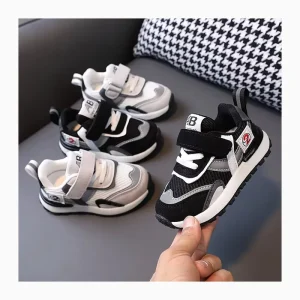 Children’s Sports Shoes Breathable Mesh Running Sneakers Soft Leather Soles Casual Shoes for Boys Girls