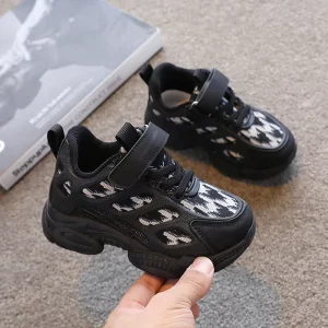 Children’s Sports Shoes Casual Kids Shoes Comfortable Soft Soles Breathable Skateboard Shoes for Girls Boys Running Sneakers