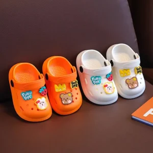 Children’s Summer Hole Shoes Non-slip Soft Sole Indoor Slippers Cute Closed Toe Sandals for Boys and Girls