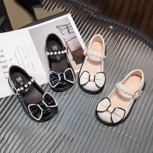 Children’s Walking Shoes Girls Summer Casual Non slip Flat Light Leather Shoes