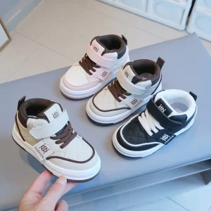 Classic Delicate New Design Casual Fancy Soft Soles Stylish Chic Sturdy Appealing Unisex Kids Shoes In All Seasons