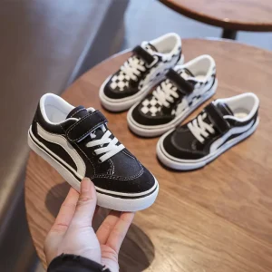 Classic Styles Fashionable Casual Canvas Shoes for Children Student Boys’ Sports Shoes Girls Teens Sneaker Kids