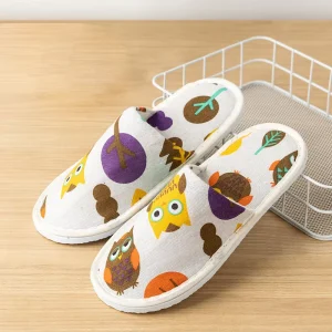 Color Cartoon Print Lightweight Breathable Kids Disposable Slippers for Household Spa Resort Parent Child Room