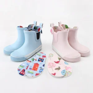 Custom Made Rubber Rain Boots for Boys and Girls Non Slip Rain Boots Baby Water Shoes and Four Season Rubber Shoes OEM