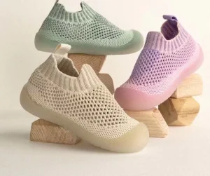 Customizable Infant Walking Shoes Breathable Soft Sole Non Slip Pre Walkers