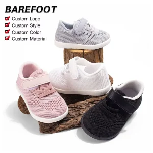 Customized Breathable Anti-Slip Light Weight Knitted Casual Shoes for Kids