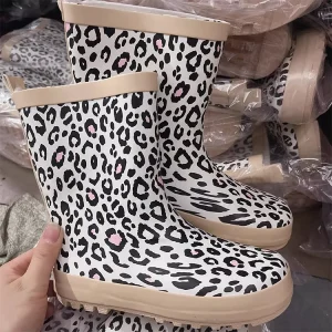 Customized Waterproof Kids’ Footwear Bespoke Leopard Print Rain Boots for Kids