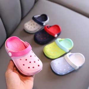 Cute Closed Toe Cartoon Unisex EVA Slippers Kids Mixed Colors Non Slip Breathable Summer Beach Fashion Trend Sandals
