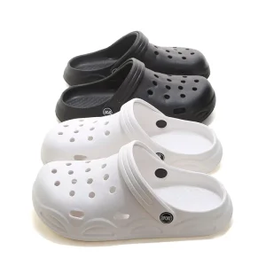 E0561 EVA Clogs White Black Couples Anti Slippery Outdoor Sandals Women Men Clogs Unisex Mules