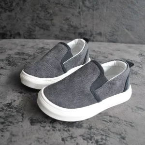 E8205 5 High Quality Simple Style Kids Canvas Shoes in Black and White children School Sports Footwear