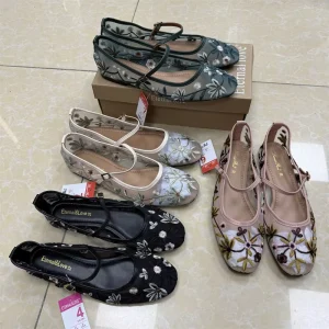 Embroidered Pearl Mary Jane Flat Sandals for Lady