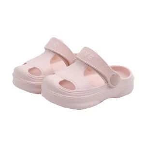 Fashion Cute PVC Soft Sole Kids Girls and Boys Clog Slippers Children Indoor Outdoor Sandals