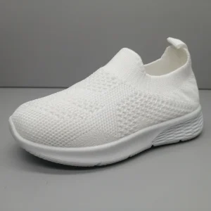 Fashion Sneakers Kids Shoes Slip-on Shoes Knit Upper with Back Strip the Same Color As the Upper