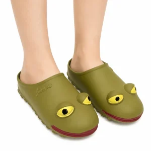 Foreign Trade Quirky Green Frog Cartoon Closed Toe Shoes Funny Abstract Prank Props Vinyl Slipper Photo Decor All Seasons