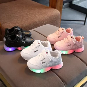 Free Sample Size 21-30 Children LED Sneakers With Light up Sole Boys Led Luminous for Girls Glowing Lighted Shoes Walking Style