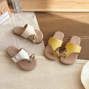 Girls Casual Outdoor Slipper Minimalist Princess Footwear with Soft Non Slip Soles and Toe Strap Design Slipper