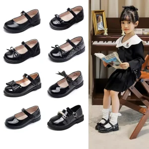 Girl’s Outdoor Slippers Four Seasons Black Performance Soft Bottom Flat Children’s Princess Small Middle School Single Shoes