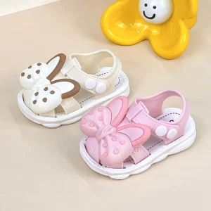 High Quality Lightweight Slip Resistant Girls Sandals Cartoon Doll Cute Closed Toe Sandals for Kids