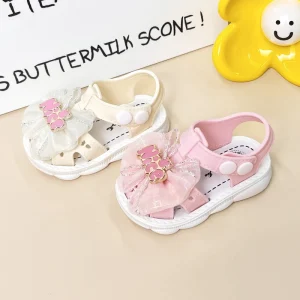 High Quality Lightweight slip Resistant Girls Sandals Fashion Simple Style Outdoor Closed Toe Sandals for Kids