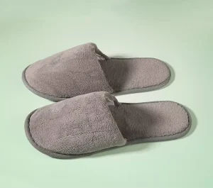 Hotel Disposable Coral Fleece Slipper Adult and Kid Size Close Toe Slippers in Stock