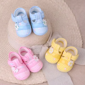 Spring Autumn Non slip Breathable Girls Hook Loop Closure Baby First Walkers Source Factory Square Toe Cotton Fabric Shoes