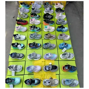 K2326 Fashion Kids Sneakers Cartoon Graffiti Pattern Sports Shoes Breathable High Top Basketball Shoe for Boys Girls Children
