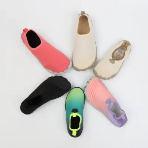 Kids Aqua Shoes Breathable Stretch Fabric Barefoot Cushioned Comfort For Swimming & Beach