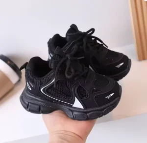 Kids Casual Running Shoes with Thick Soles Boys Girls Fashion Versatile Sports Shoes Children Mesh Breathable Sneakers
