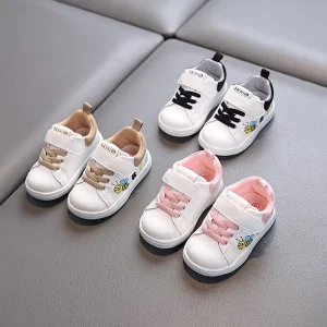 Kids’ Casual Shoes Breathable Boys’ Casual Sneakers Suitable for Everyday Wear in Spring and Autumn