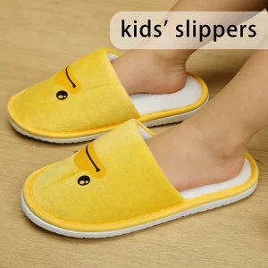 Kids Disposable Slippers for Guests Closed Toe Non Slip Spa Slippers Bulk Soft House Slippers Winter Warm Travel Hotel Party
