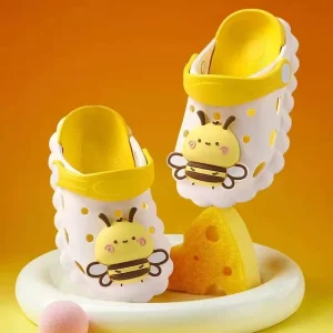 Kids EVA Clogs Closed Breathable Waterproof Lightweight Anti Slip Sandals Ages 2 7 Indoor Outdoor Spring Summer