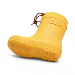 Kids Rain Boots Waterproof Rubber PVC Soft Lightweight Outdoor Mid-Calf Breathable Disposable Recyclable All Seasons