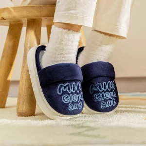 Kids Slippers Boys Girls Warm Soft Plush Memory Foam House Slippers Big Little Kids Non Slip Winter Home Shoes Indoor Outdoor