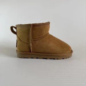 Kids Winter Snow Boots Fashion Flat Heel Barefoot Closed Toe Faux Suede Upper Faux Fur Lining Insole TPR Sole Ankle Boots