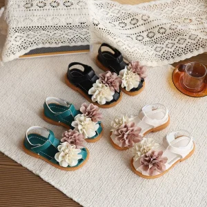 Latest Style Kids Fashion Shoes Summer Sweet Design Flower Floral Princess Girl’s Flat Sandals