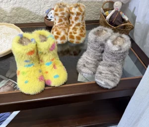 Mongolian Fur Boots Winter Ladies Snow Shoes Faux Fur Boots Fake Fur Long Boots for Kids
