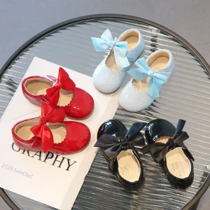New Cute Spring Autumn Baby Girls Shoes Cute Bowknot Patent Leather Princess Shoes Solid Color Kids Dancing Dress Wedding Shoes