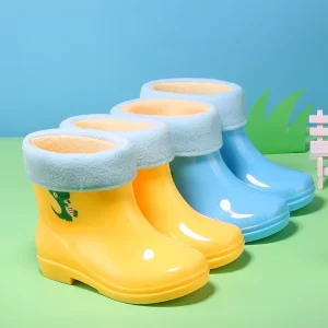 New Design PVC Kids Rain Boots Durable Waterproof and Warm Winter Toddler Rain Shoes Unisex Cartoon Summer and Autumn Trends