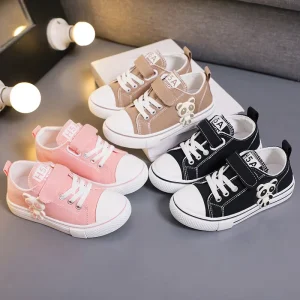 New Fashion Kids Casual Sport Shoes Rubber Insole Kids Flat Feature Shoes in Bulk 3 Colors for Boys Girls