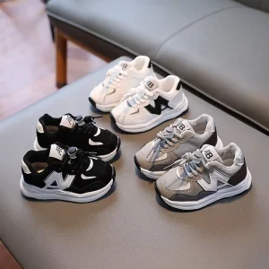 Children’s Sneakers Soft Bottom Running Shoes Mesh Breathable Running Kid Shoe for Autumn Spring